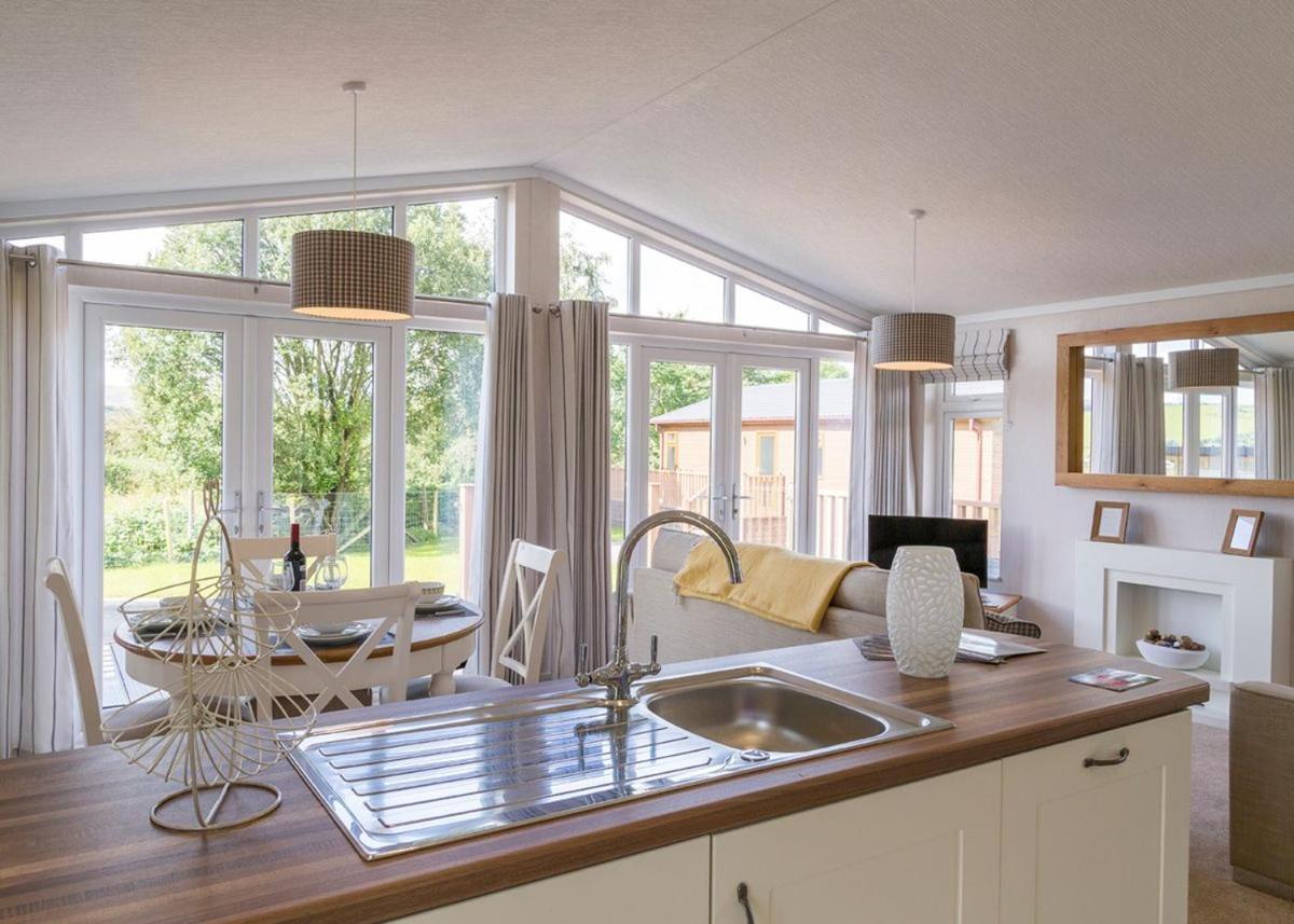 Great Harlow Views Newby  Экстерьер фото